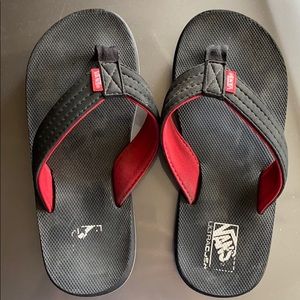 vans flip flops kids